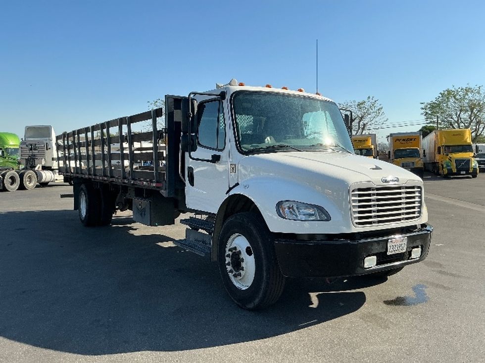 Flatbed Truck-Light and Medium Duty Trucks-Freightliner-2020-M2-Jurupa Valley-CA-178,525\n\t\tmiles-$ 55,250 - Image 1