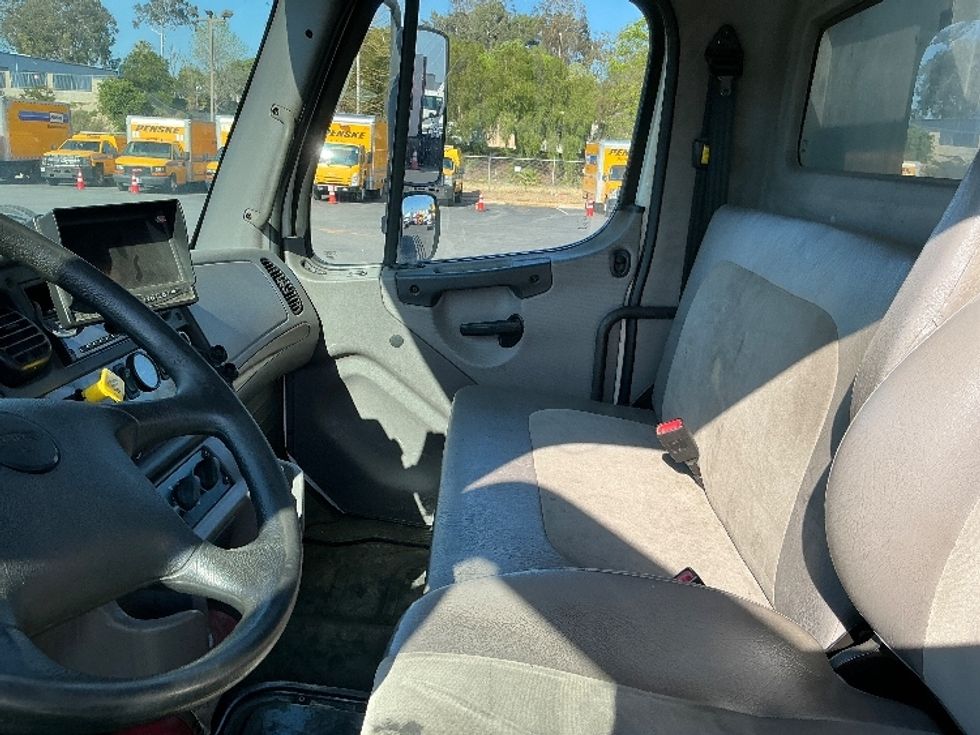 Flatbed Truck-Light and Medium Duty Trucks-Freightliner-2020-M2-Jurupa Valley-CA-178,525\n\t\tmiles-$ 55,250 - Image 19