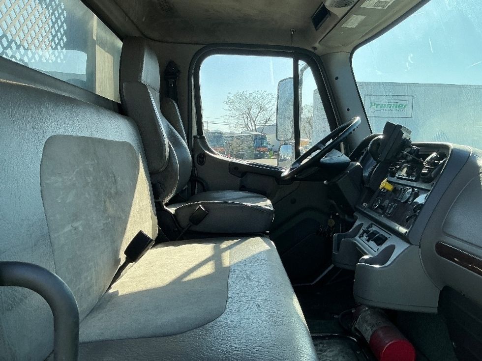 Flatbed Truck-Light and Medium Duty Trucks-Freightliner-2020-M2-Jurupa Valley-CA-178,525\n\t\tmiles-$ 55,250 - Image 22