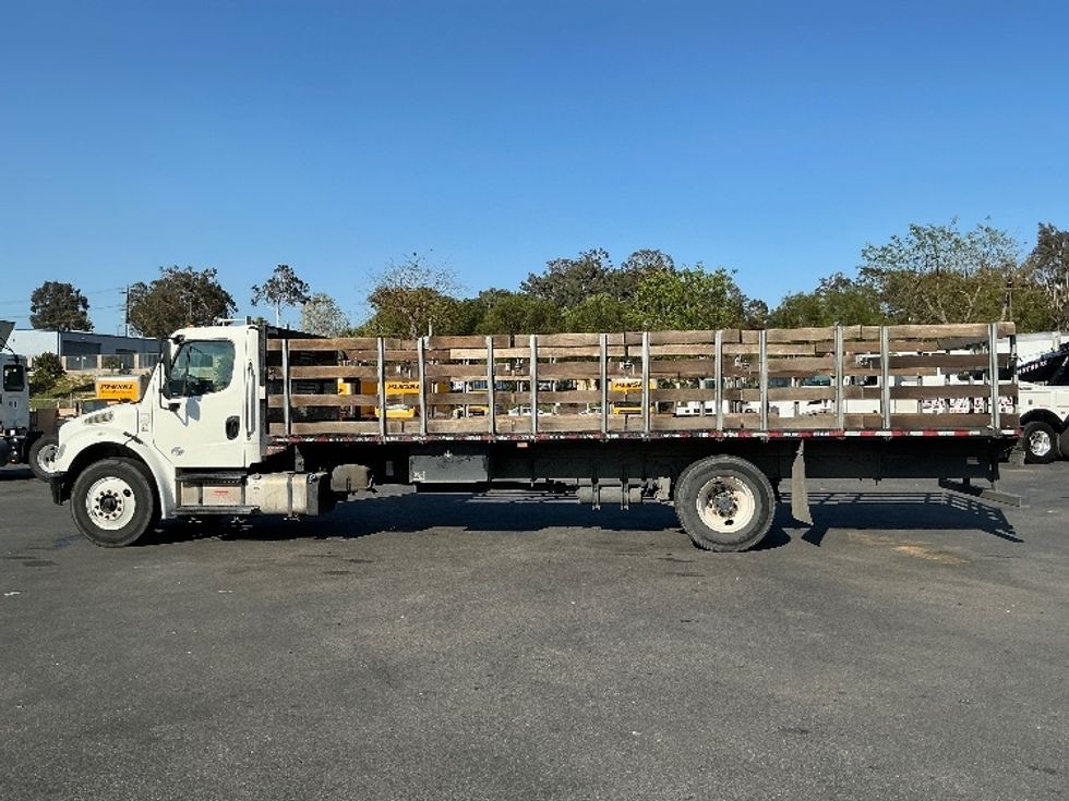 Flatbed Truck-Light and Medium Duty Trucks-Freightliner-2020-M2-Jurupa Valley-CA-178,525\n\t\tmiles-$ 55,250 - Image 4