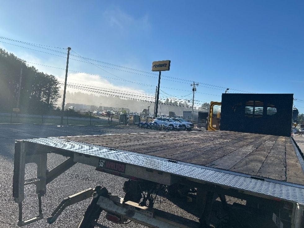 Flatbed Truck-Light and Medium Duty Trucks-Freightliner-2020-M2-Knoxville-TN-160,237\n\t\tmiles-$ 51,750 - Image 11