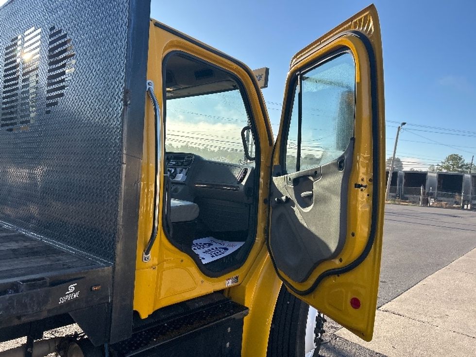 Flatbed Truck-Light and Medium Duty Trucks-Freightliner-2020-M2-Knoxville-TN-160,237\n\t\tmiles-$ 51,750 - Image 20