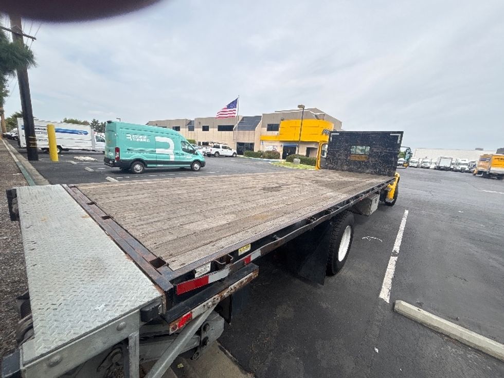 Flatbed Truck-Light and Medium Duty Trucks-Freightliner-2020-M2-La Mirada-CA-61,877\n\t\tmiles-$ 22,500 - Image 11