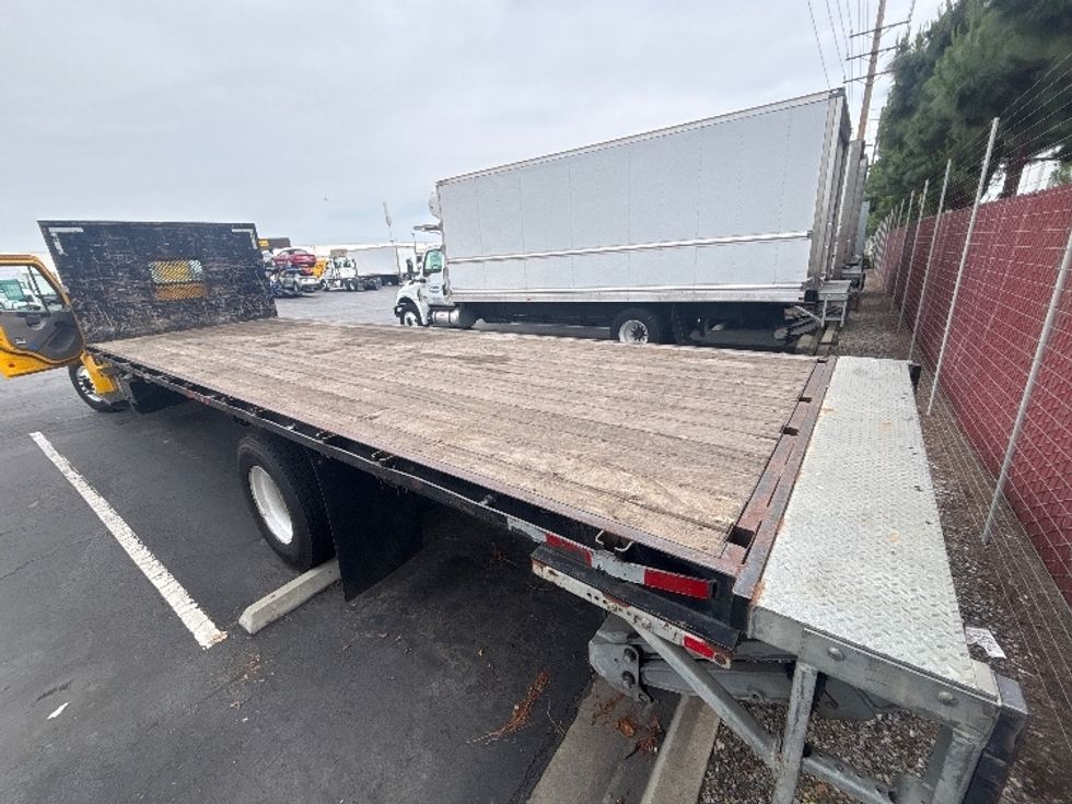 Flatbed Truck-Light and Medium Duty Trucks-Freightliner-2020-M2-La Mirada-CA-61,877\n\t\tmiles-$ 22,500 - Image 12