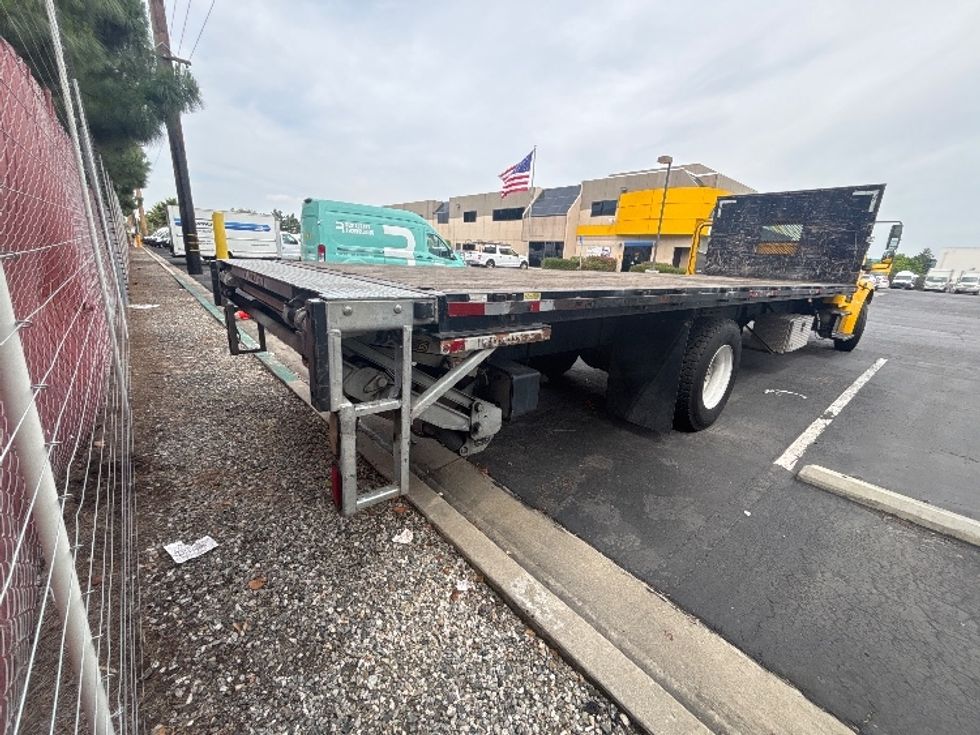 Flatbed Truck-Light and Medium Duty Trucks-Freightliner-2020-M2-La Mirada-CA-61,877\n\t\tmiles-$ 22,500 - Image 13