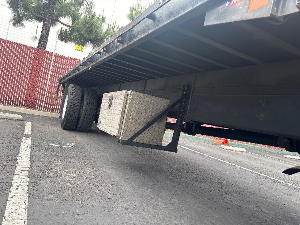 Flatbed Truck-Light and Medium Duty Trucks-Freightliner-2020-M2-La Mirada-CA-61,877\n\t\tmiles-$ 22,500 - Image 14