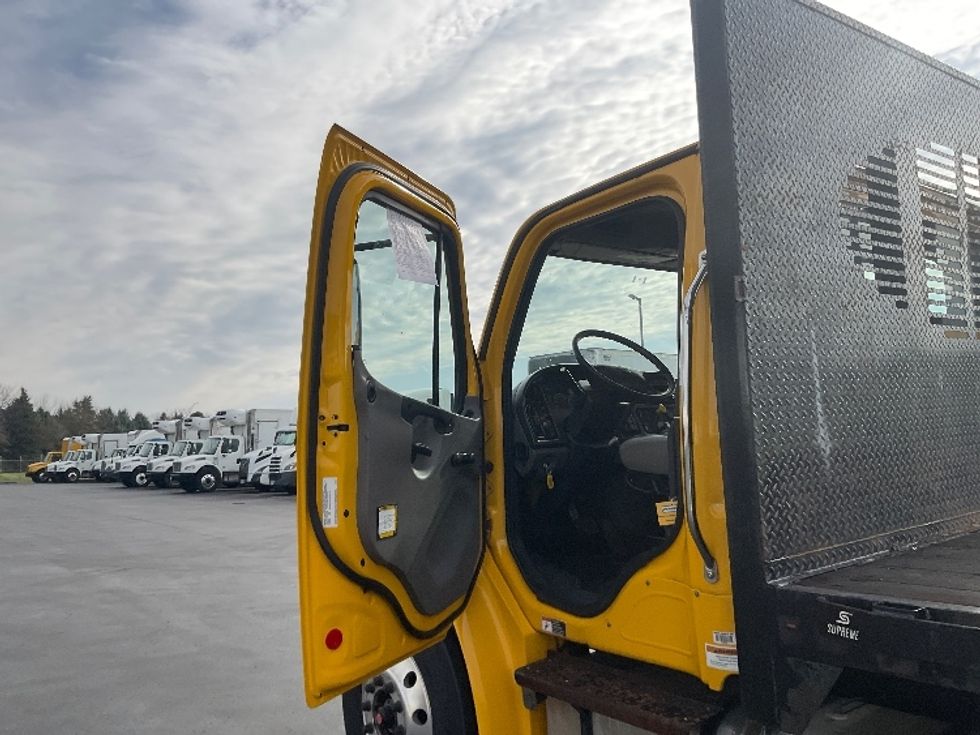 Flatbed Truck-Light and Medium Duty Trucks-Freightliner-2020-M2-Lancaster-PA-158,534\n\t\tmiles-$ 41,500 - Image 16