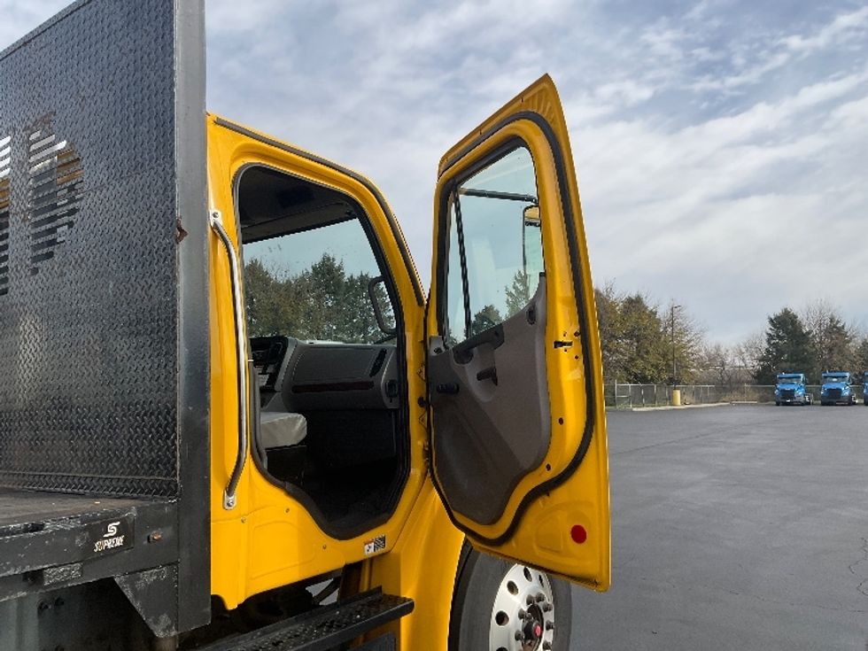 Flatbed Truck-Light and Medium Duty Trucks-Freightliner-2020-M2-Lancaster-PA-158,534\n\t\tmiles-$ 41,500 - Image 20