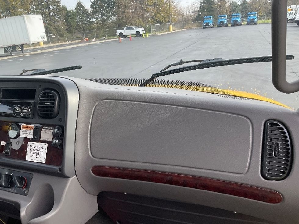 Flatbed Truck-Light and Medium Duty Trucks-Freightliner-2020-M2-Lancaster-PA-158,534\n\t\tmiles-$ 41,500 - Image 21