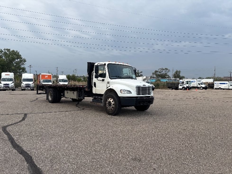 Flatbed Truck-Light and Medium Duty Trucks-Freightliner-2020-M2-Lansing-MI-111,623\n\t\tmiles-$ 58,000 - Image 1