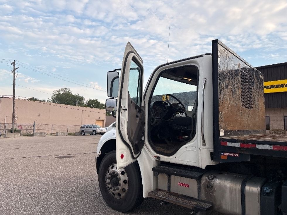 Flatbed Truck-Light and Medium Duty Trucks-Freightliner-2020-M2-Lansing-MI-111,623\n\t\tmiles-$ 58,000 - Image 12
