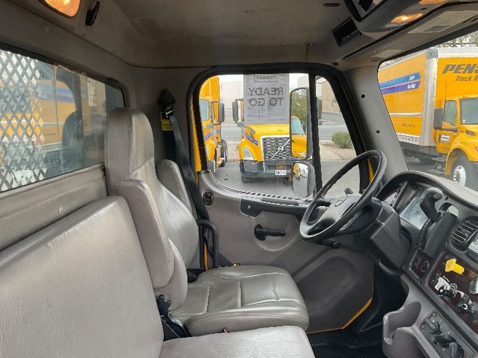 Flatbed Truck-Light and Medium Duty Trucks-Freightliner-2020-M2-Las Vegas-NV-109,526\n\t\tmiles-$ 55,000 - Image 20