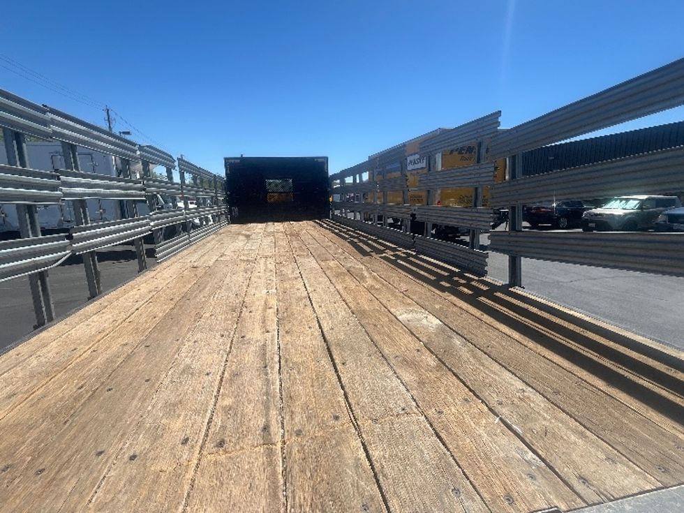 Flatbed Truck-Light and Medium Duty Trucks-Freightliner-2020-M2-Las Vegas-NV-99,937\n\t\tmiles-$ 61,750 - Image 11