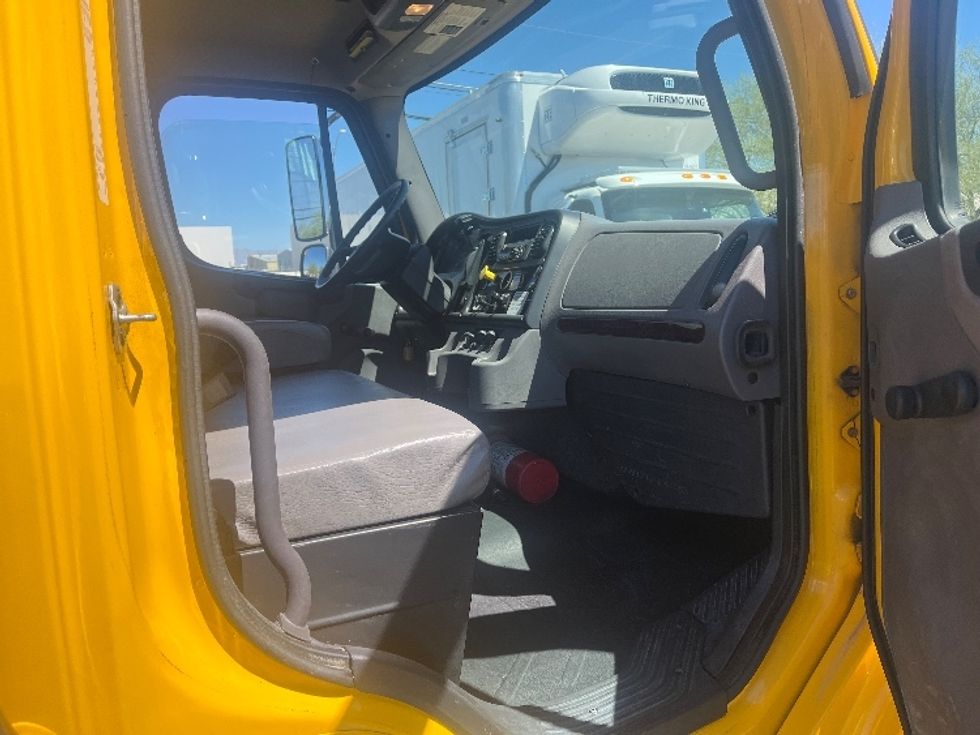 Flatbed Truck-Light and Medium Duty Trucks-Freightliner-2020-M2-Las Vegas-NV-99,937\n\t\tmiles-$ 61,750 - Image 19