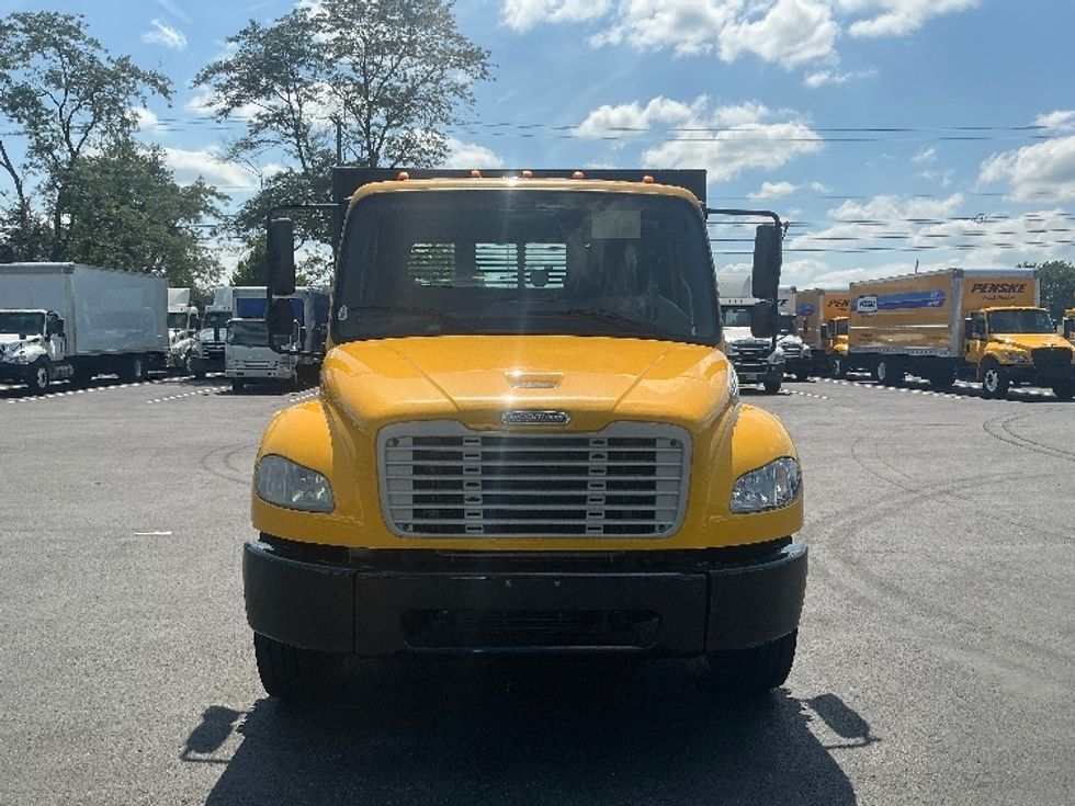 Flatbed Truck-Light and Medium Duty Trucks-Freightliner-2020-M2-Lexington-KY-120,964\n\t\tmiles-$ 54,500 - Image 2
