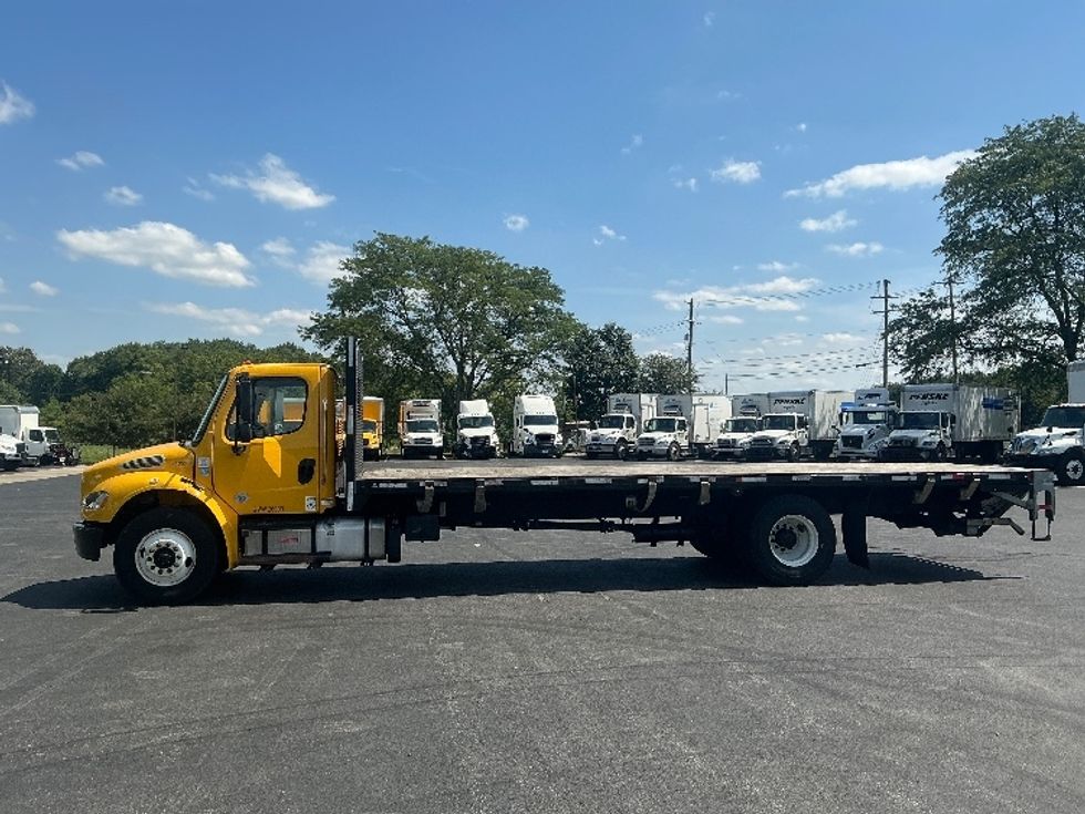 Flatbed Truck-Light and Medium Duty Trucks-Freightliner-2020-M2-Lexington-KY-120,964\n\t\tmiles-$ 54,500 - Image 4