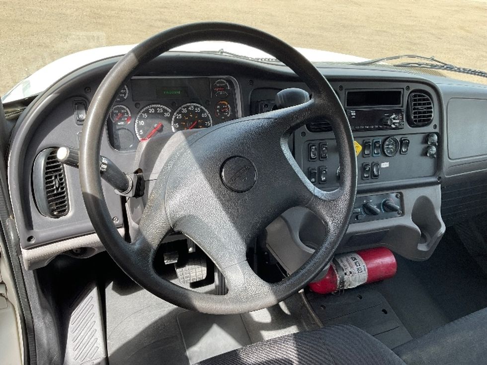 Flatbed Truck-Light and Medium Duty Trucks-Freightliner-2020-M2-Loveland-CO-115,619\n\t\tmiles-$ 57,750 - Image 18