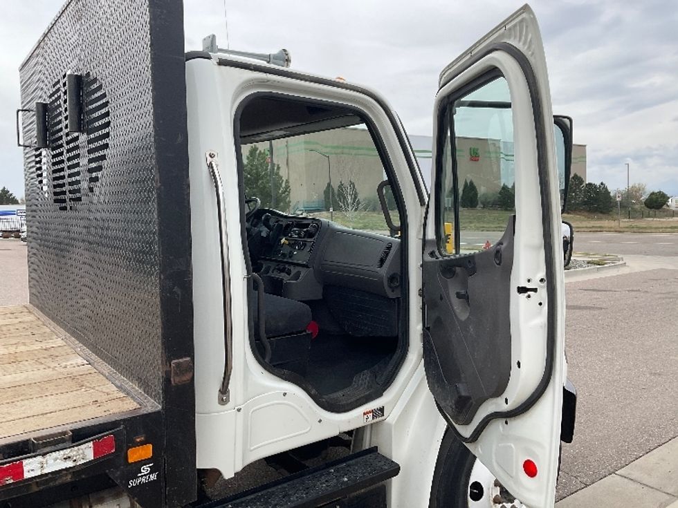 Flatbed Truck-Light and Medium Duty Trucks-Freightliner-2020-M2-Loveland-CO-115,619\n\t\tmiles-$ 57,750 - Image 20