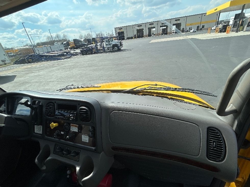 Flatbed Truck-Light and Medium Duty Trucks-Freightliner-2020-M2-Madison-AL-125,066\n\t\tmiles-$ 51,500 - Image 21