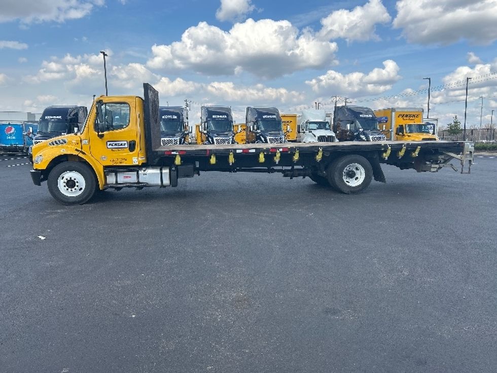 Flatbed Truck-Light and Medium Duty Trucks-Freightliner-2020-M2-Madison-AL-125,066\n\t\tmiles-$ 51,500 - Image 4