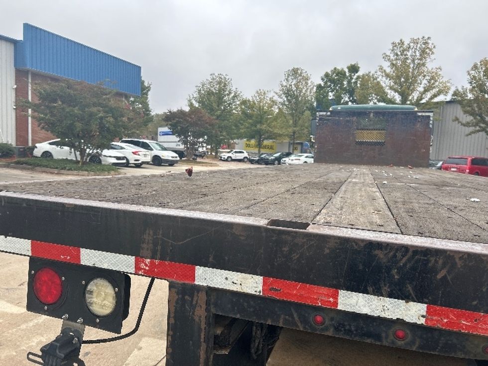 Flatbed Truck-Light and Medium Duty Trucks-Freightliner-2020-M2-Mcdonough-GA-160,674\n\t\tmiles-$ 68,000 - Image 11