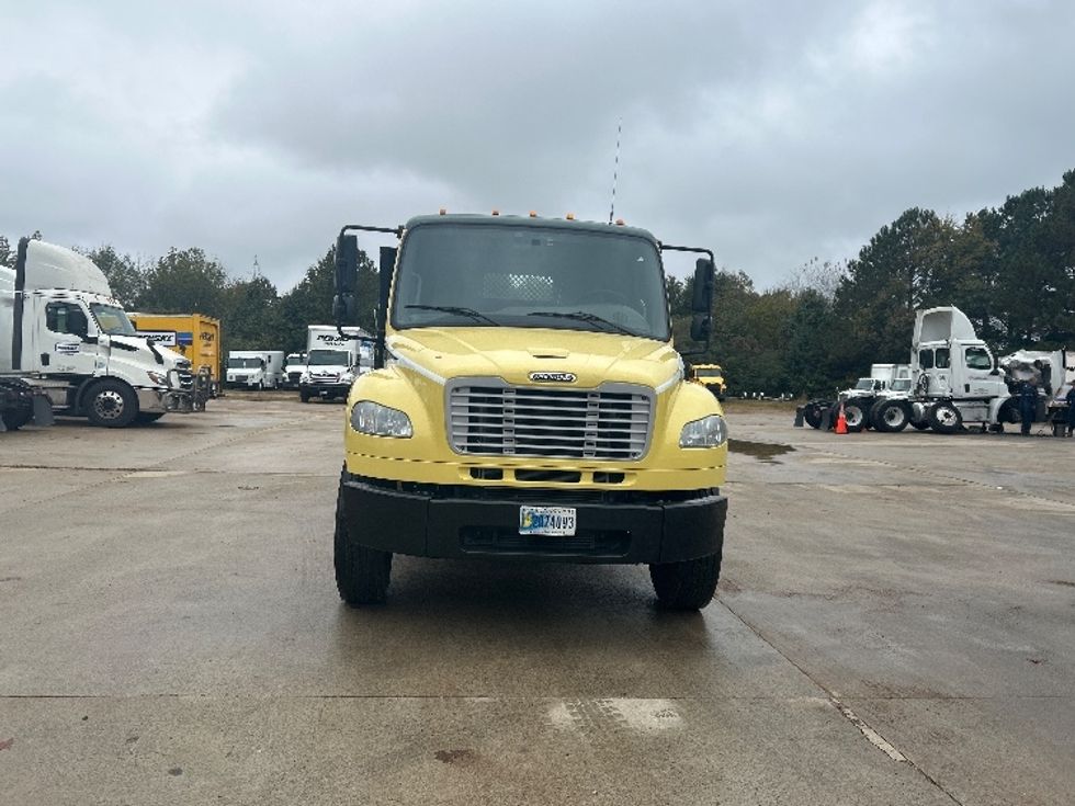 Flatbed Truck-Light and Medium Duty Trucks-Freightliner-2020-M2-Mcdonough-GA-160,674\n\t\tmiles-$ 68,000 - Image 2