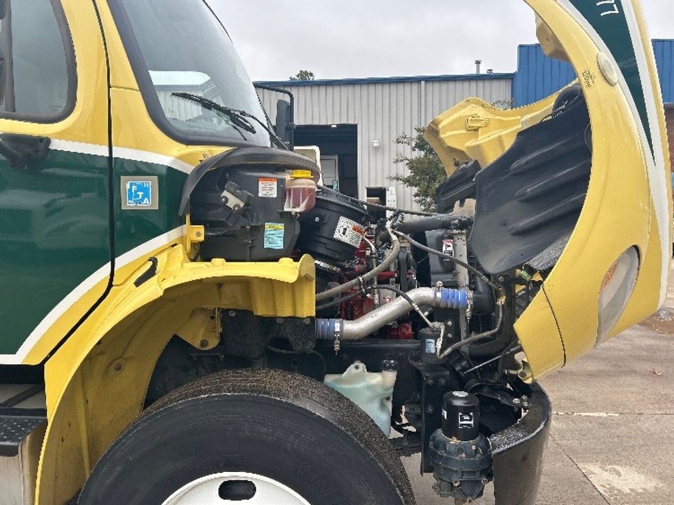 Flatbed Truck-Light and Medium Duty Trucks-Freightliner-2020-M2-Mcdonough-GA-160,674\n\t\tmiles-$ 68,000 - Image 21