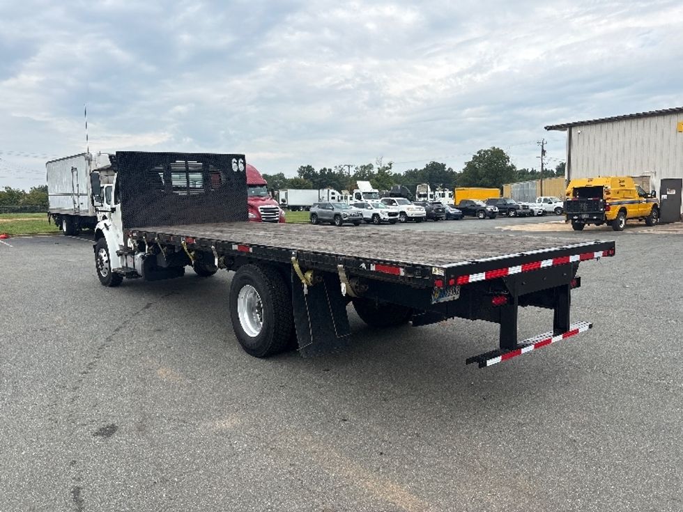 Flatbed Truck-Light and Medium Duty Trucks-Freightliner-2020-M2-Mebane-NC-312,435\n\t\tmiles-$ 22,750 - Image 6