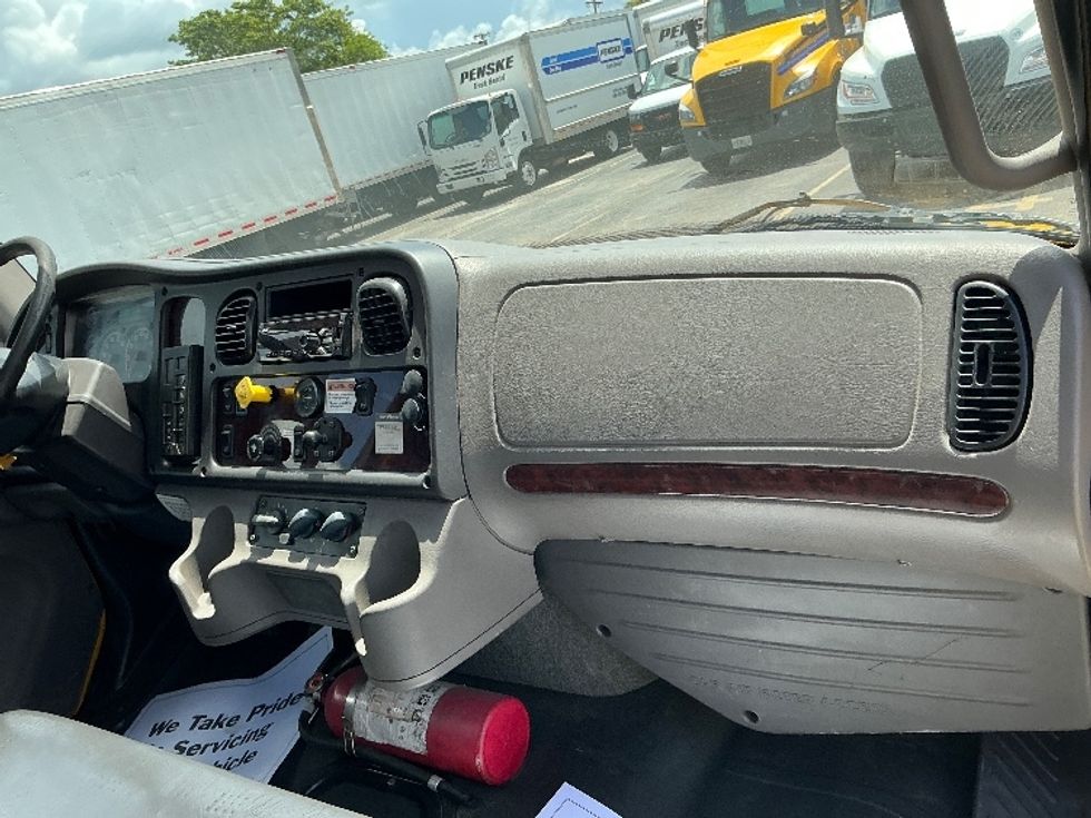 Flatbed Truck-Light and Medium Duty Trucks-Freightliner-2020-M2-Medley-FL-126,003\n\t\tmiles-$ 49,500 - Image 15