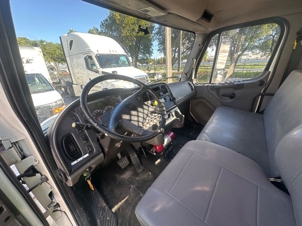 Flatbed Truck-Light and Medium Duty Trucks-Freightliner-2020-M2-Medley-FL-127,992\n\t\tmiles-$ 64,000 - Image 15