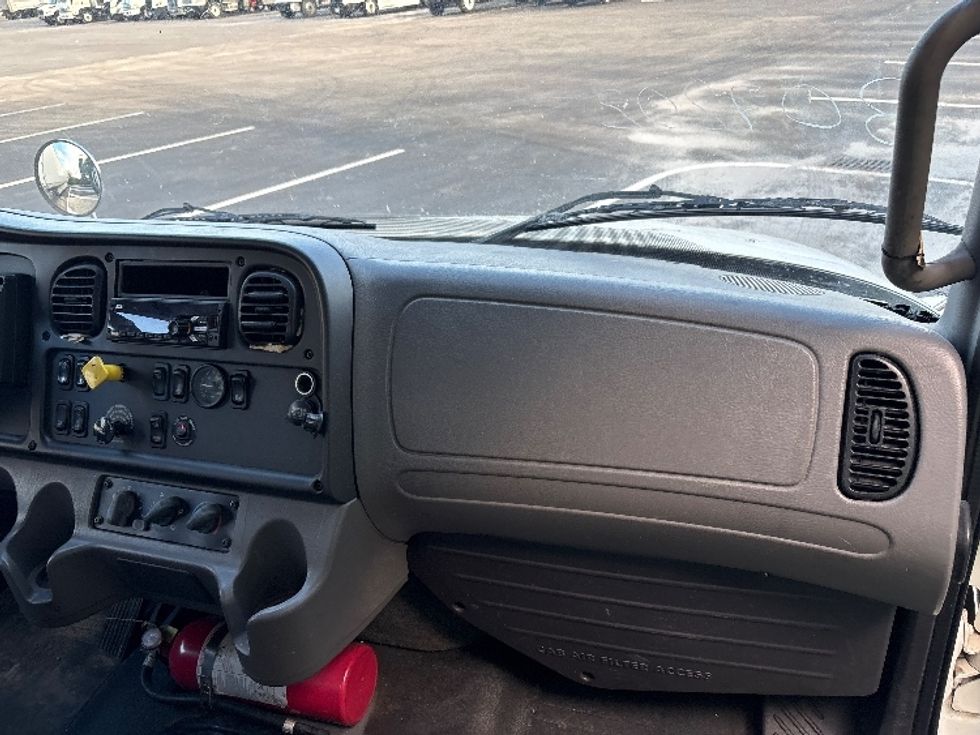 Flatbed Truck-Light and Medium Duty Trucks-Freightliner-2020-M2-Medley-FL-127,992\n\t\tmiles-$ 64,000 - Image 18