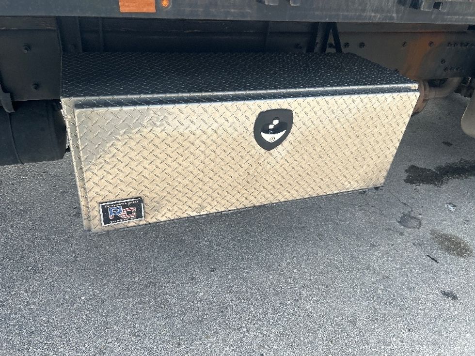 Flatbed Truck-Light and Medium Duty Trucks-Freightliner-2020-M2-Medley-FL-165,454\n\t\tmiles-$ 75,500 - Image 25