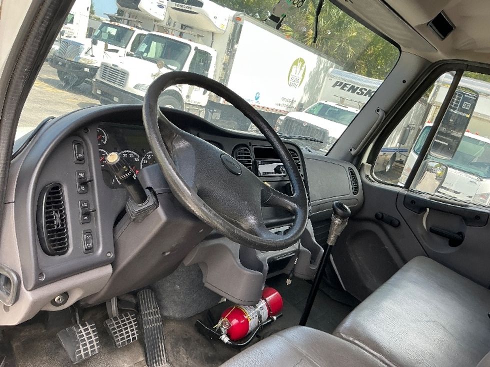 Flatbed Truck-Light and Medium Duty Trucks-Freightliner-2020-M2-Medley-FL-182,945\n\t\tmiles-$ 40,500 - Image 12
