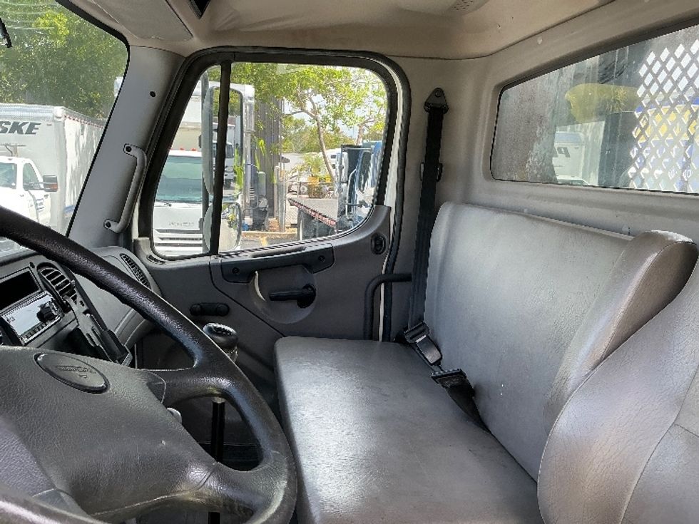 Flatbed Truck-Light and Medium Duty Trucks-Freightliner-2020-M2-Medley-FL-182,945\n\t\tmiles-$ 40,500 - Image 14