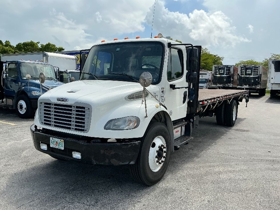 Flatbed Truck-Light and Medium Duty Trucks-Freightliner-2020-M2-Medley-FL-182,945\n\t\tmiles-$ 40,500 - Image 3
