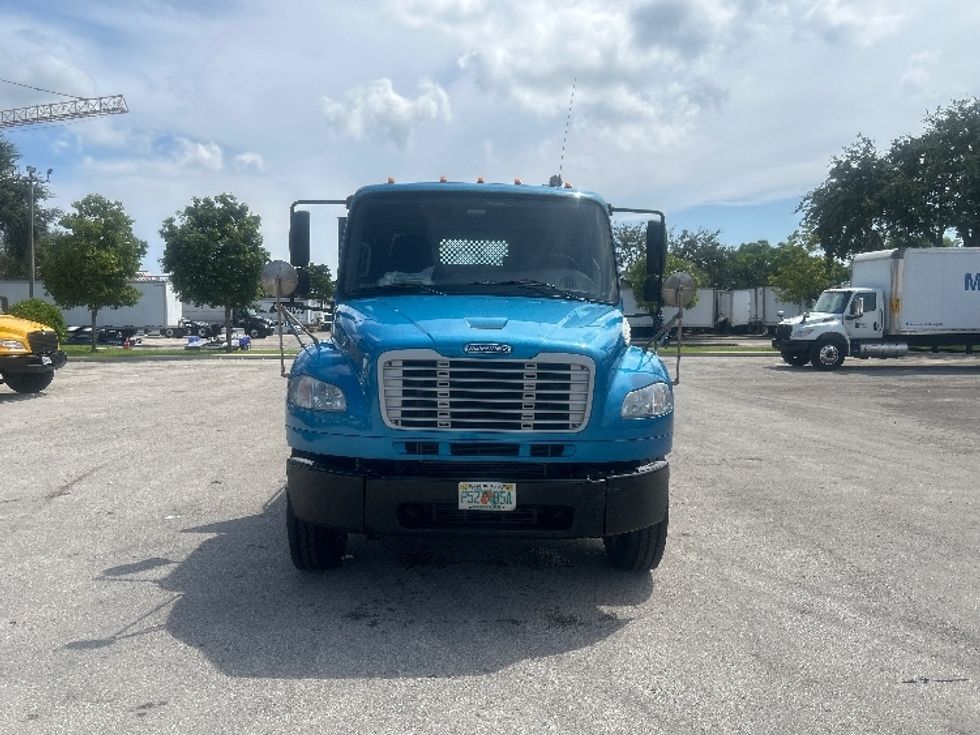 Flatbed Truck-Light and Medium Duty Trucks-Freightliner-2020-M2-Medley-FL-206,217\n\t\tmiles-$ 69,750 - Image 2