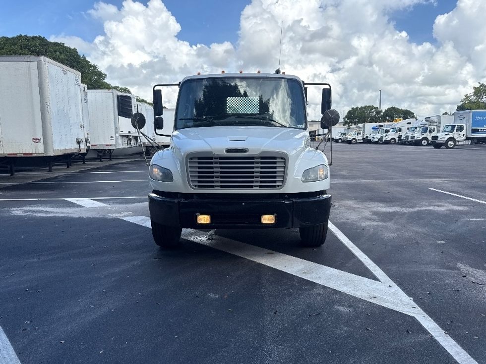 Flatbed Truck-Light and Medium Duty Trucks-Freightliner-2020-M2-Medley-FL-208,571\n\t\tmiles-$ 26,750 - Image 2