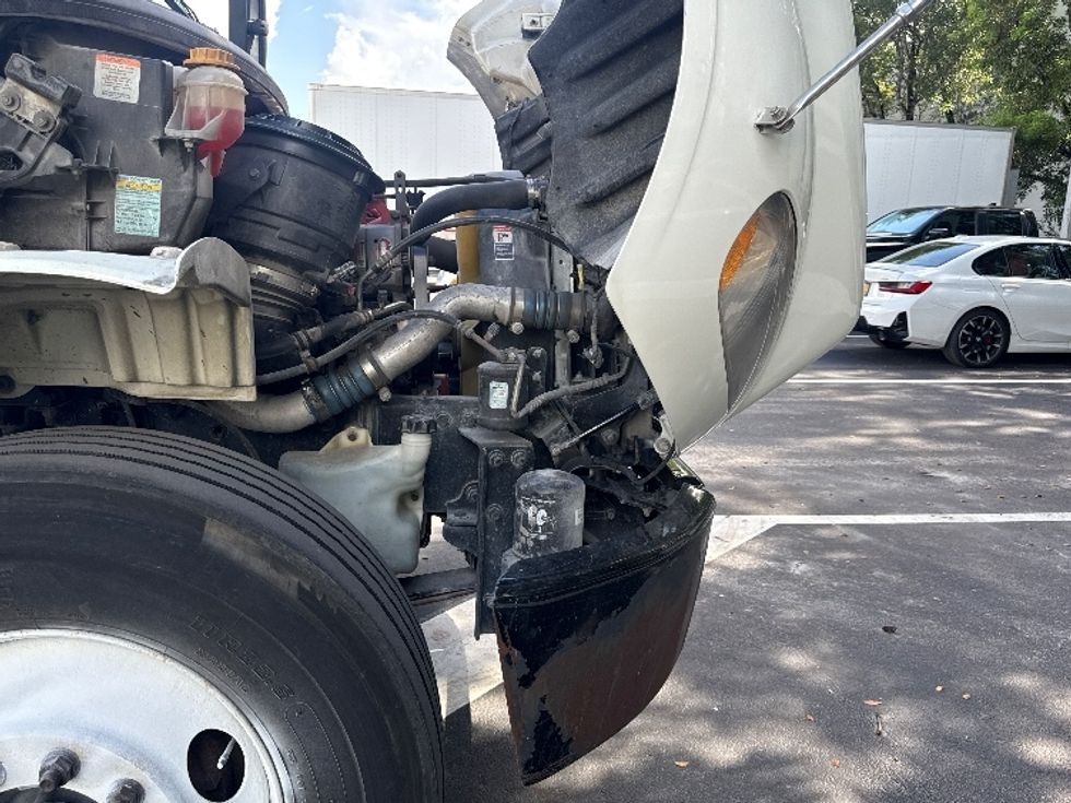 Flatbed Truck-Light and Medium Duty Trucks-Freightliner-2020-M2-Medley-FL-208,571\n\t\tmiles-$ 26,750 - Image 23