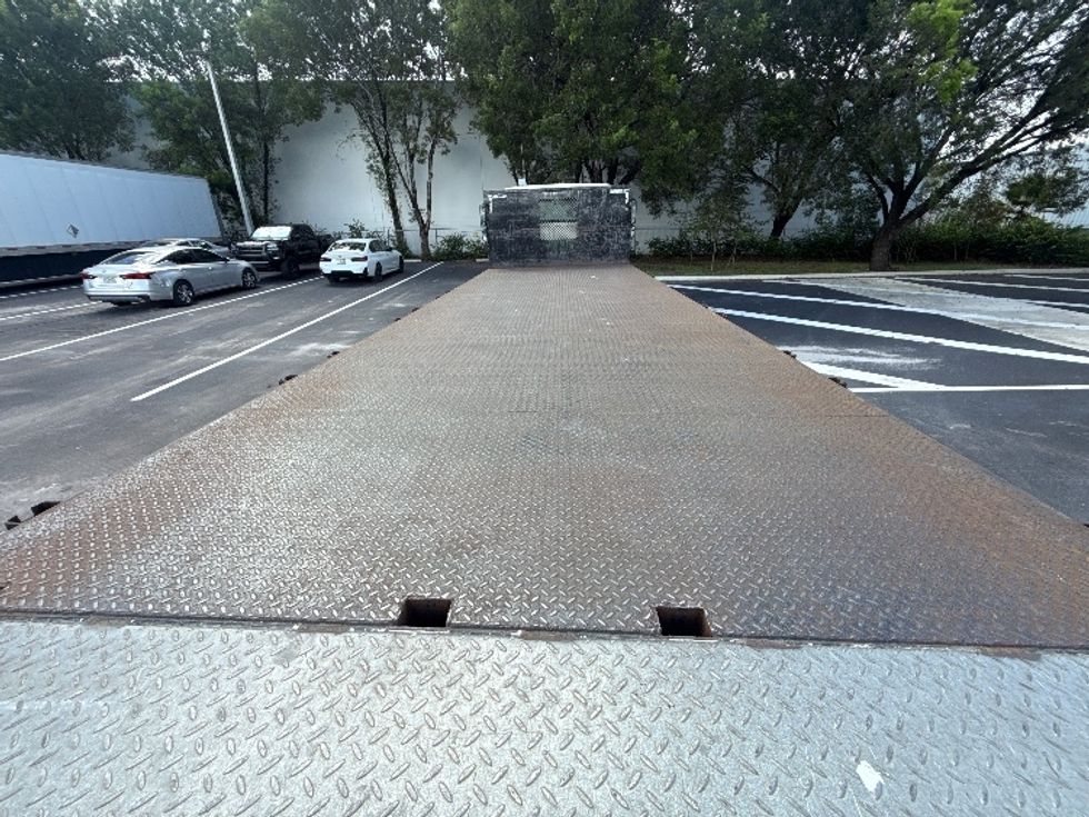 Flatbed Truck-Light and Medium Duty Trucks-Freightliner-2020-M2-Medley-FL-208,571\n\t\tmiles-$ 26,750 - Image 7
