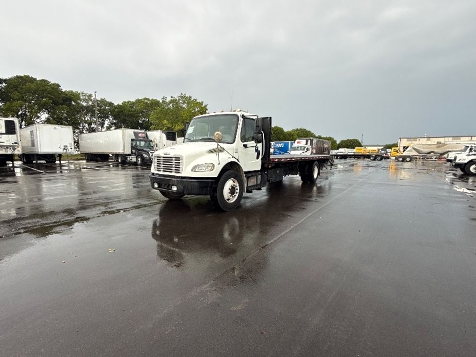 Flatbed Truck-Light and Medium Duty Trucks-Freightliner-2020-M2-Medley-FL-210,387\n\t\tmiles-$ 53,000 - Image 3