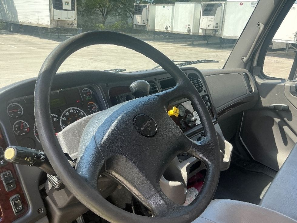 Flatbed Truck-Light and Medium Duty Trucks-Freightliner-2020-M2-Miami-FL-128,914\n\t\tmiles-$ 54,000 - Image 16