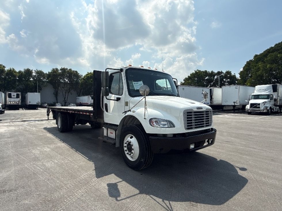 Flatbed Truck-Light and Medium Duty Trucks-Freightliner-2020-M2-Miami-FL-183,241\n\t\tmiles-$ 56,500 - Image 1