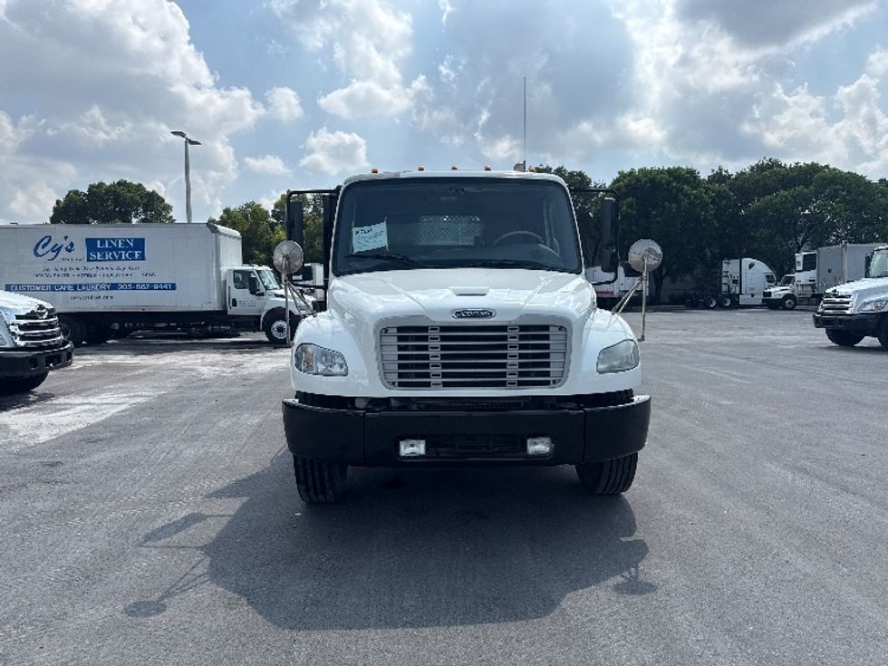 Flatbed Truck-Light and Medium Duty Trucks-Freightliner-2020-M2-Miami-FL-183,241\n\t\tmiles-$ 56,500 - Image 2