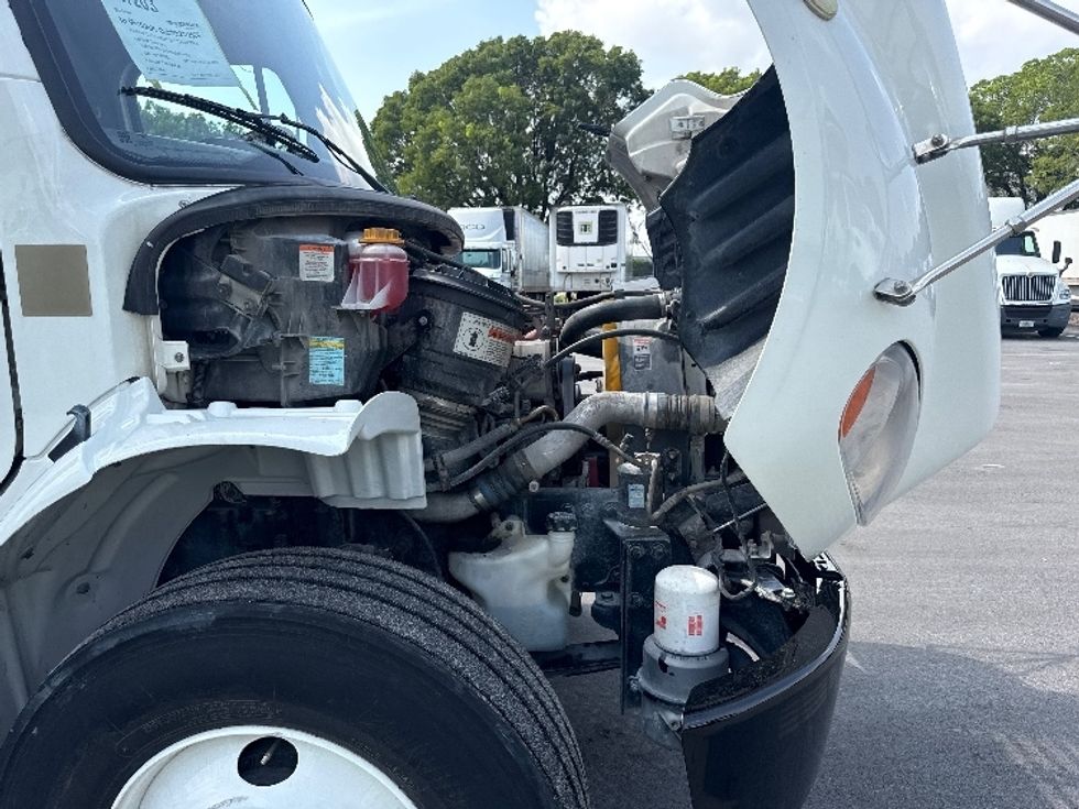Flatbed Truck-Light and Medium Duty Trucks-Freightliner-2020-M2-Miami-FL-183,241\n\t\tmiles-$ 56,500 - Image 22