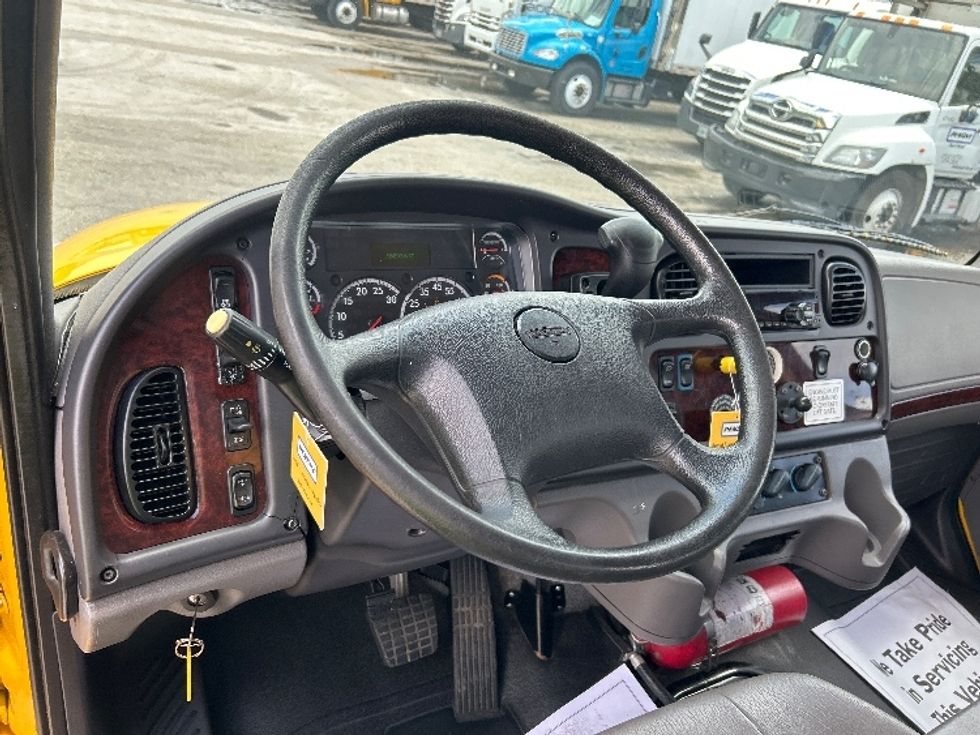 Flatbed Truck-Light and Medium Duty Trucks-Freightliner-2020-M2-Miami-FL-97,063\n\t\tmiles-$ 53,250 - Image 17