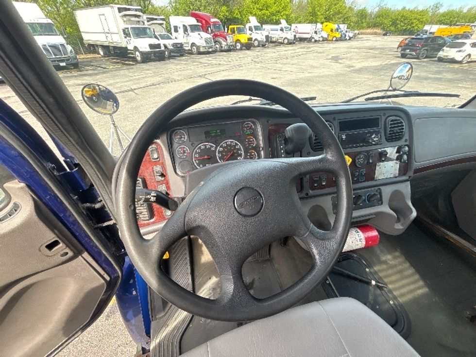 Flatbed Truck-Light and Medium Duty Trucks-Freightliner-2020-M2-Middlefield-OH-390,292\n\t\tmiles-$ 22,750 - Image 13