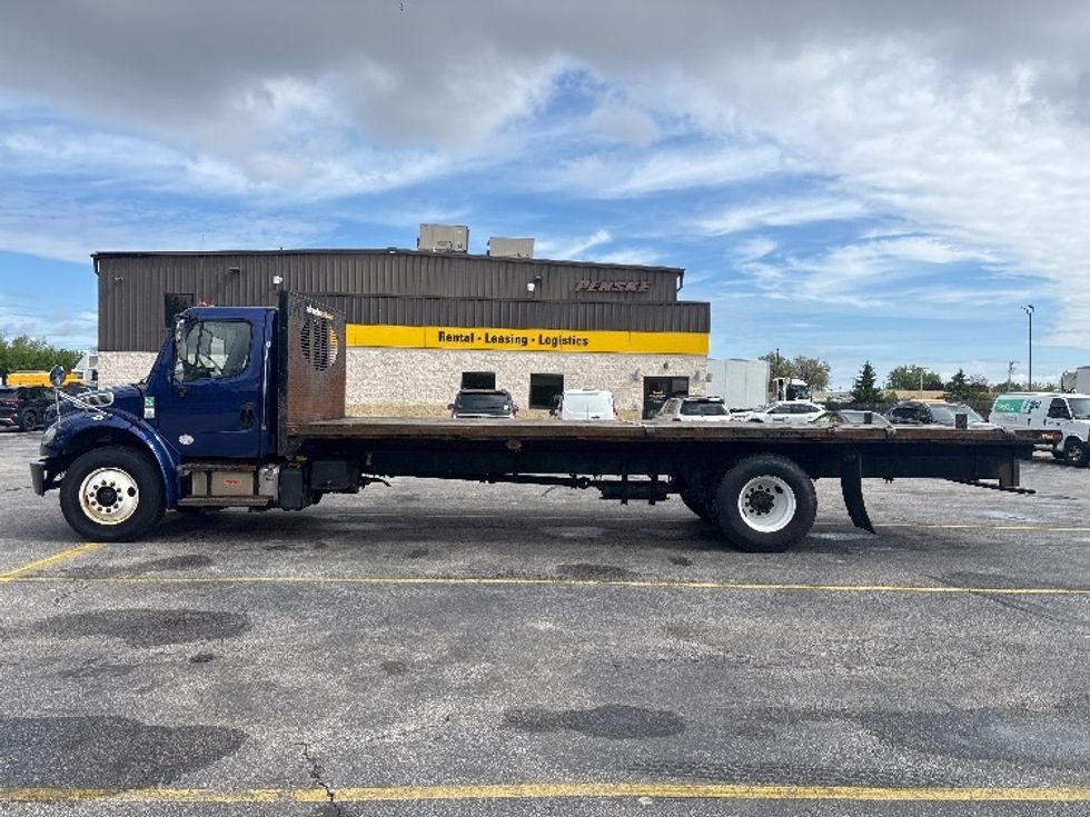 Flatbed Truck-Light and Medium Duty Trucks-Freightliner-2020-M2-Middlefield-OH-390,292\n\t\tmiles-$ 22,750 - Image 4