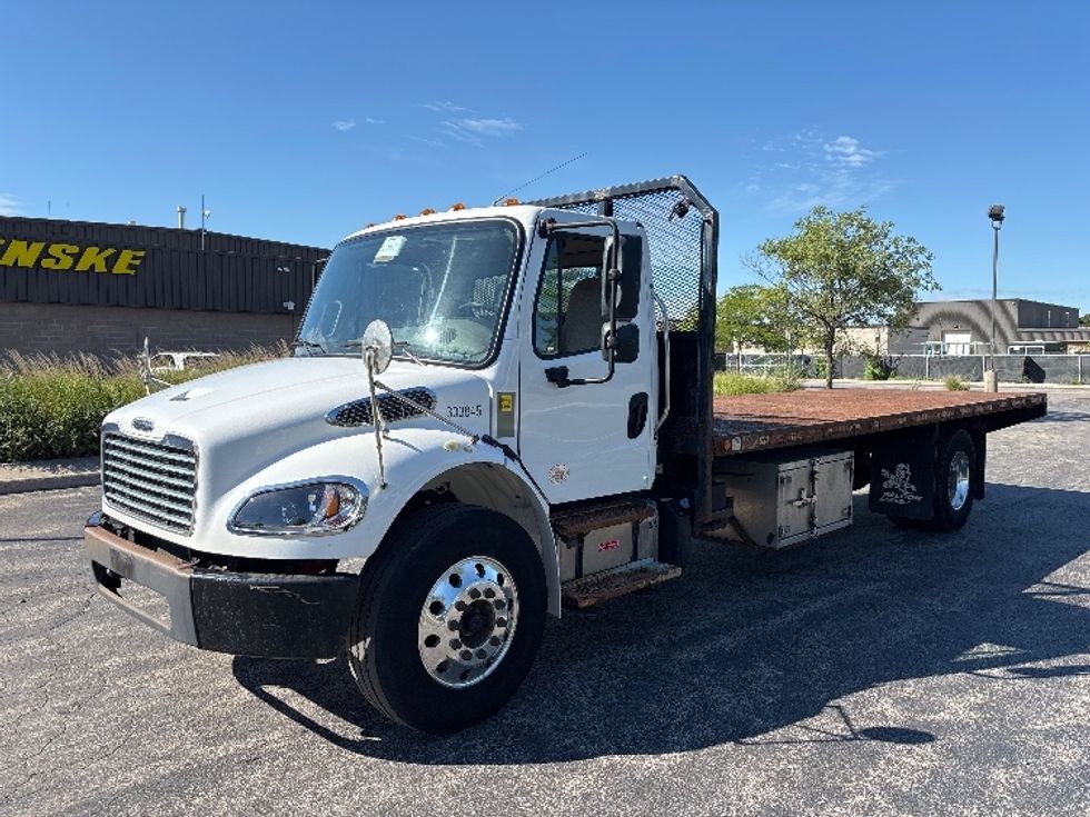Flatbed Truck-Light and Medium Duty Trucks-Freightliner-2020-M2-Mississauga-ON-108,698\n\t\tkm-$ 82,750 - Image 3