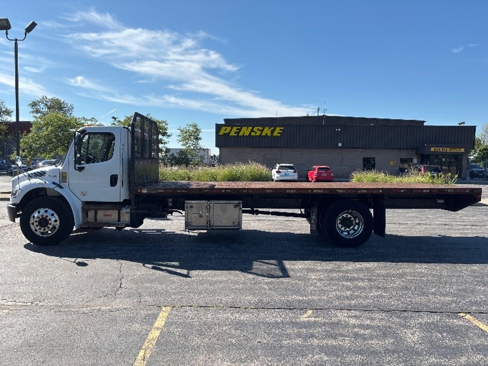 Flatbed Truck-Light and Medium Duty Trucks-Freightliner-2020-M2-Mississauga-ON-108,698\n\t\tkm-$ 82,750 - Image 4
