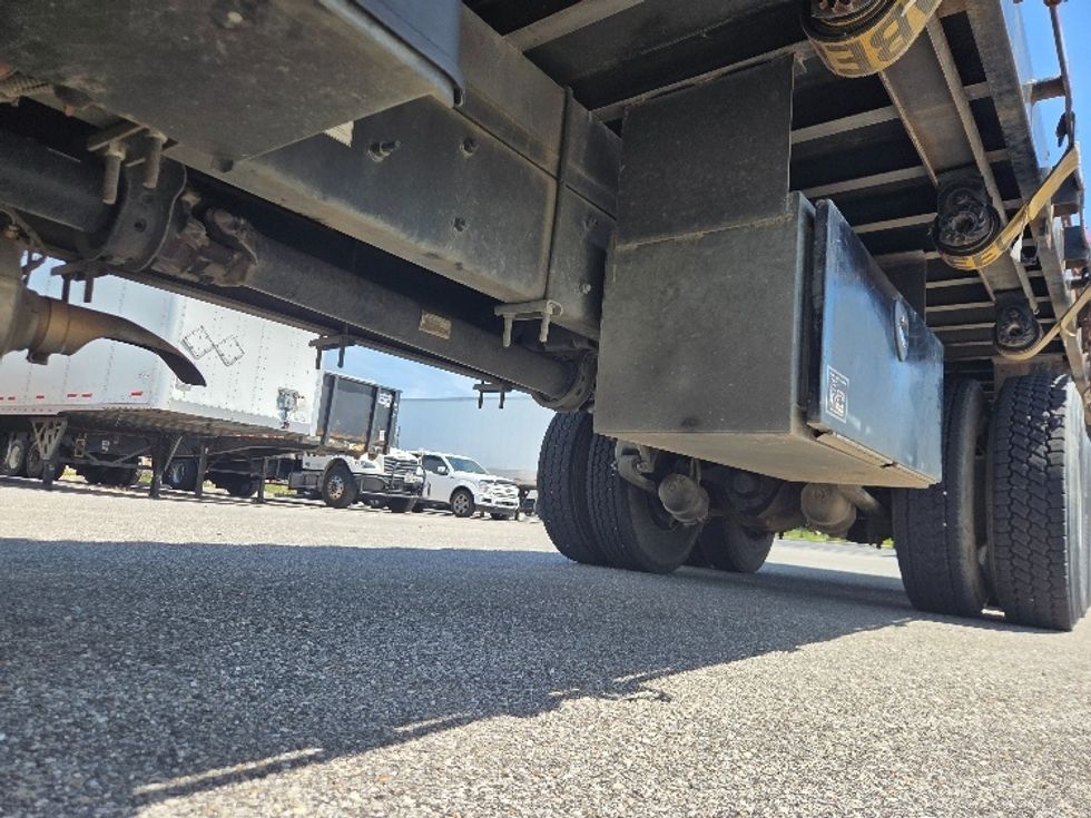 Flatbed Truck-Light and Medium Duty Trucks-Freightliner-2020-M2-Mobile-AL-236,370\n\t\tmiles-$ 55,750 - Image 5
